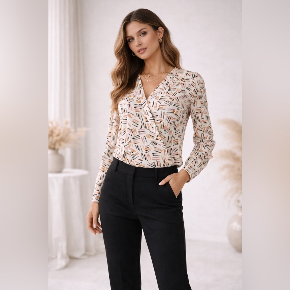Cabi Top Womens Size M Marni Blouse Abstract Chiffon V-Neck Long Sleeve 4162
